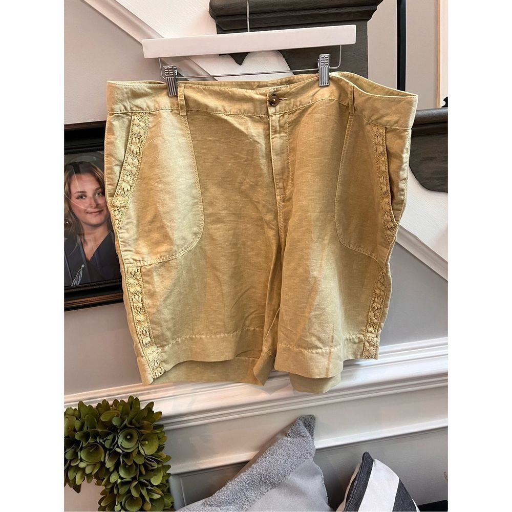 Coldwater Creek Goldenrod Linen & Crochet Lace Bermuda Shorts sz 20W EUC
